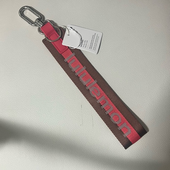 Lululemon | never lost keychain - Picture 3 of 3